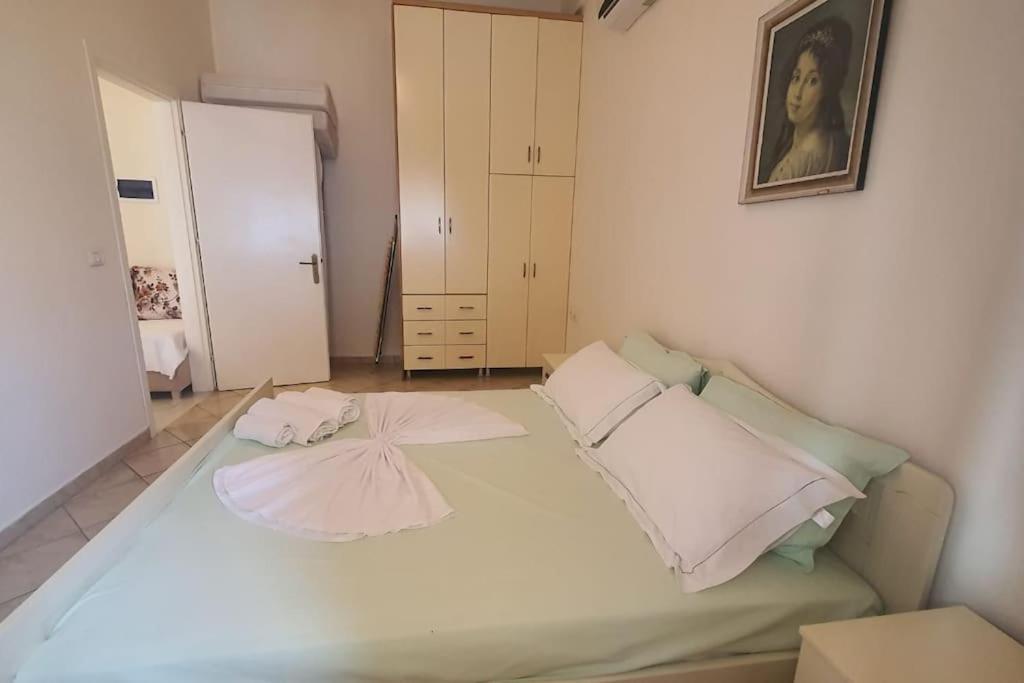 Rose'S Apartment Saranda Extérieur photo